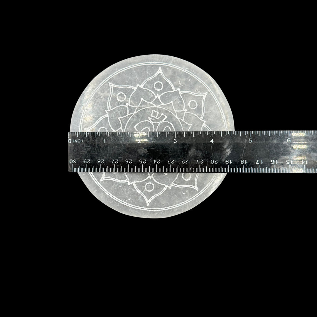 Selenite Charging Plate - Om 4.5"