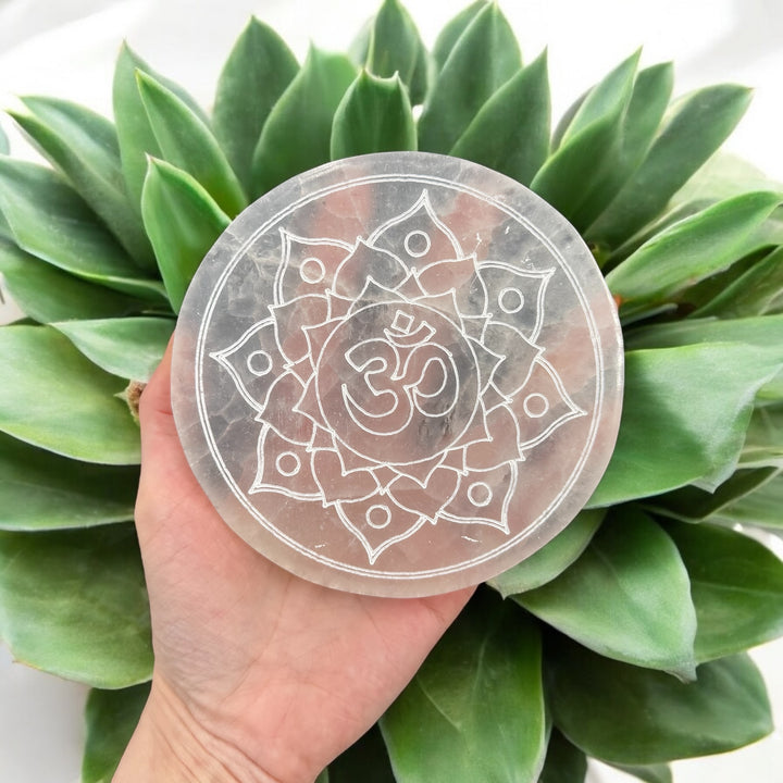 Selenite Charging Plate - Om 4.5"